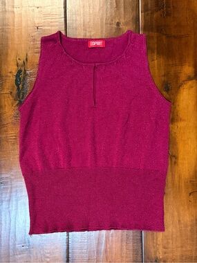 VTG ESPRIT Sleeveless Knit Tank in Deep Berry with Subtle Shimmer